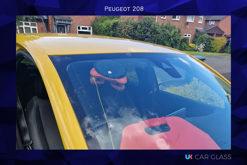 Peugeot 208 Windscreen